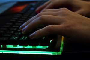 Keyboard, gamer, computer — Access a world of entertainment without commitment thanks to No Deposit Casino Bonuses
