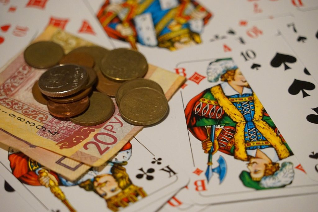 Money, cards, cash — An Online Platform for Gambling